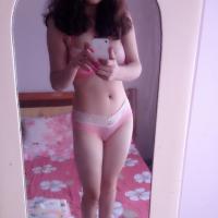 /photo/606057/老婆爱爱2/照片 011_1_1_small.jpg